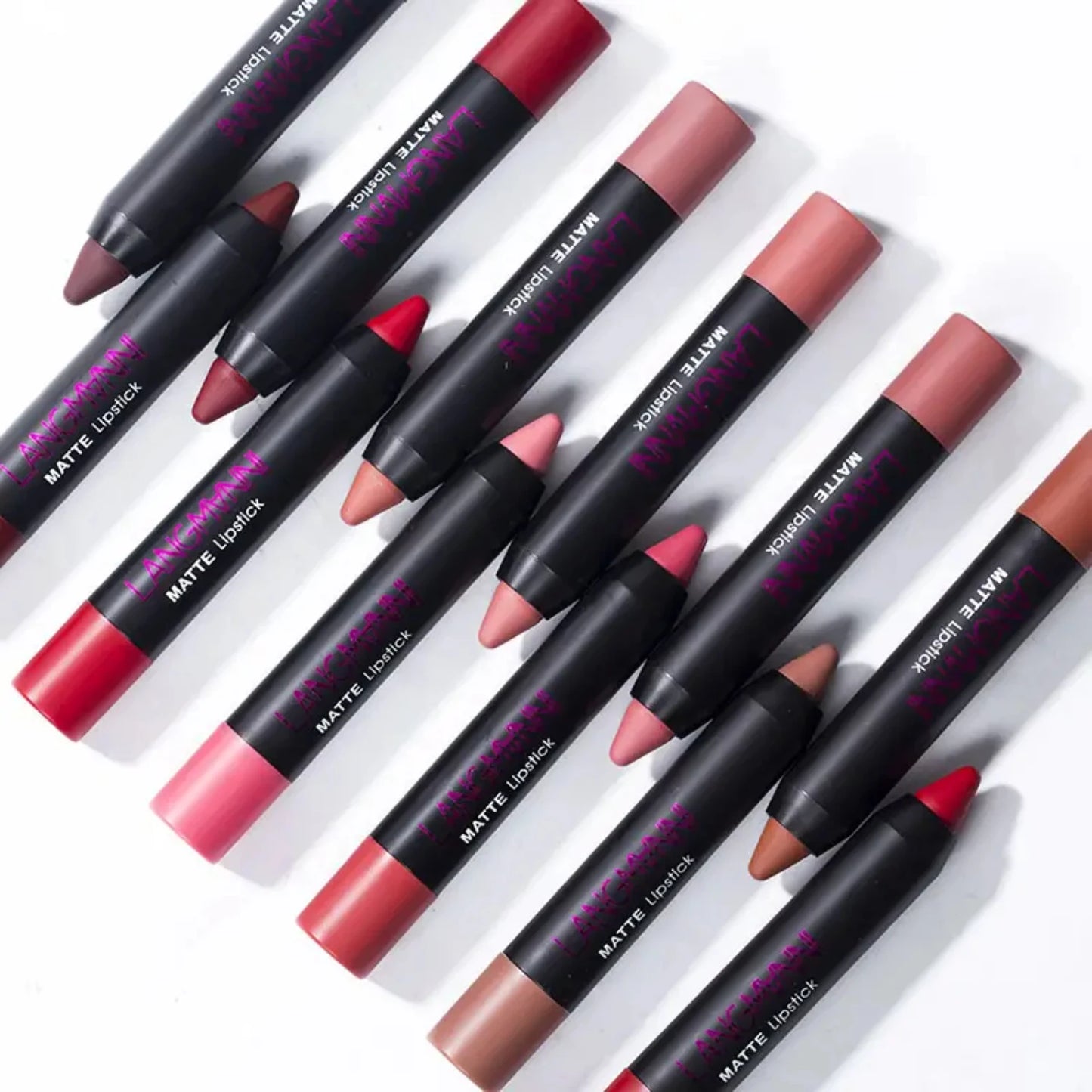 Ensemble de rouge à lèvres velours mat – 12 nuances luxueuses et vibrantes pour une finition impeccable et une tenue longue durée